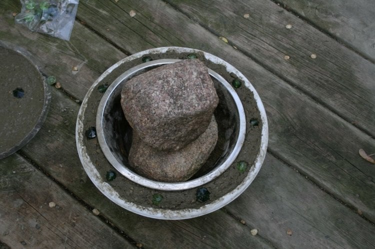 gartendeko-beton-inspiration-form-ring-steine-gewicht-basteln