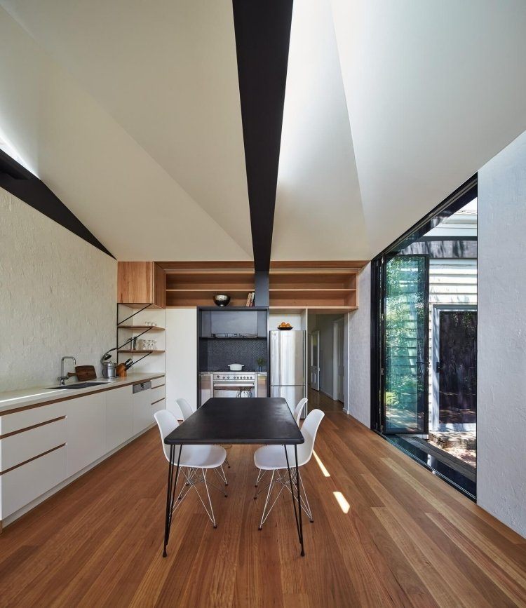 Klinker weiß streichen -innen-interior-modern-design-wohnkueche-holzboden