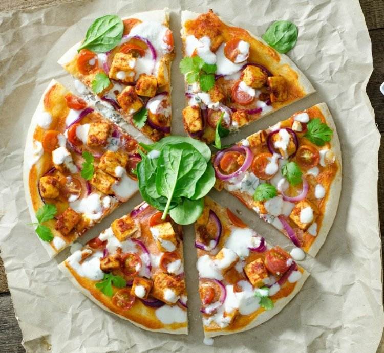 pizza-vegane-tofu-inspiration-basilikum-wuerzen-belag-idee
