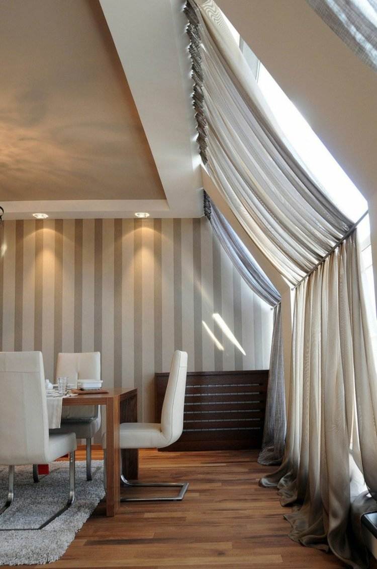 sonnenschutz-dachfenster-esszimmer-dekoration-vorhang-neutral-farben