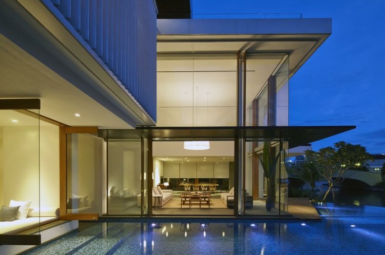 tischplatte-baumstamm-design-outdoor-nacht-pool-robert-greg-shand-architects