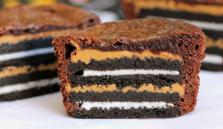 vegane cupcakes rezepte brownie-oreo-erdnussbutter-schichten-idee