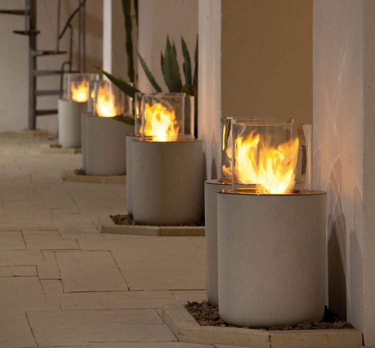 Outdoor Bioethanol Kamin beton-edelstahl-glas-flamme-gartengestaltung