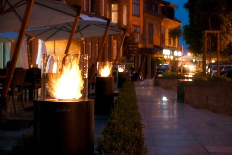 outdoor-bioethanol-kamin-restaurant-deko-gehweg-beleuchten