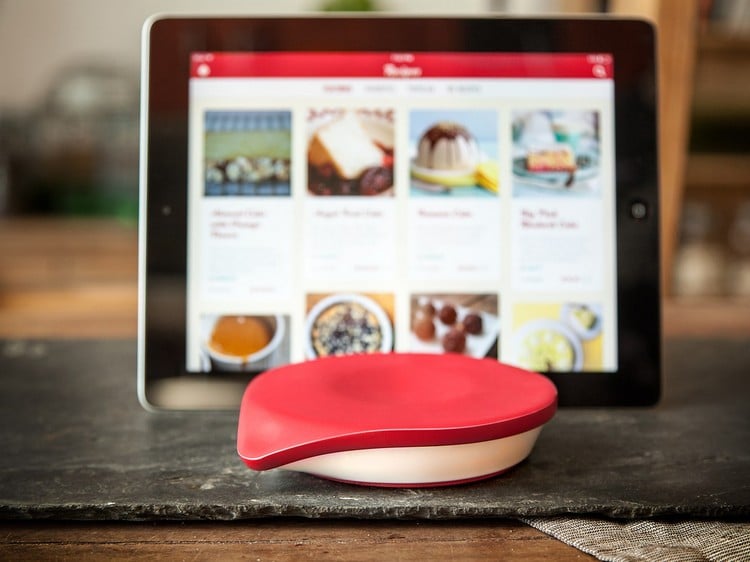smarte-küchengeräte-haushaltswaage-kostenlose-app-ipad-rot-praktisch-drop