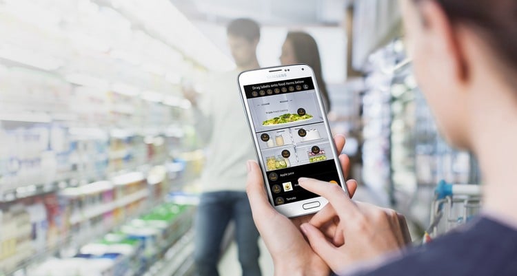 smarte-küchengeräte-info-kühlschrank-inhalt-überprüfen-supermarkt-samsung