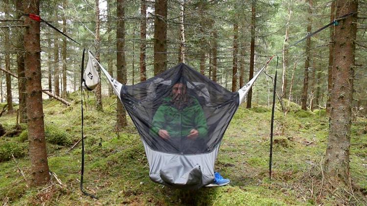 camping-hangematte-outdoor-zubehoer-zelt-schutz-insekten-amok