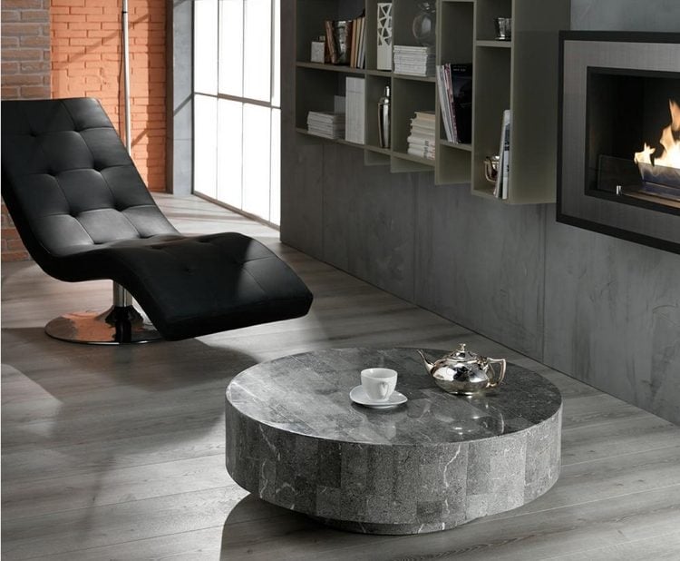  Couchtische aus Stein grau-rund-niedrig-wohnzimmer-relaxsessel
