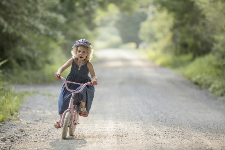 fahrrad fahren lernen bewegung-spassig-drahtesel-meilenstein-leben
