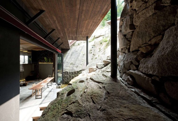 interior-trend-modern-gestein-natur-berge-gemauert-offen-aussen
