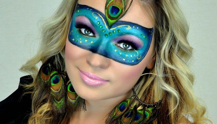 make-up-strasssteine-karnevalmaske-selber-machen-pfauenfeder