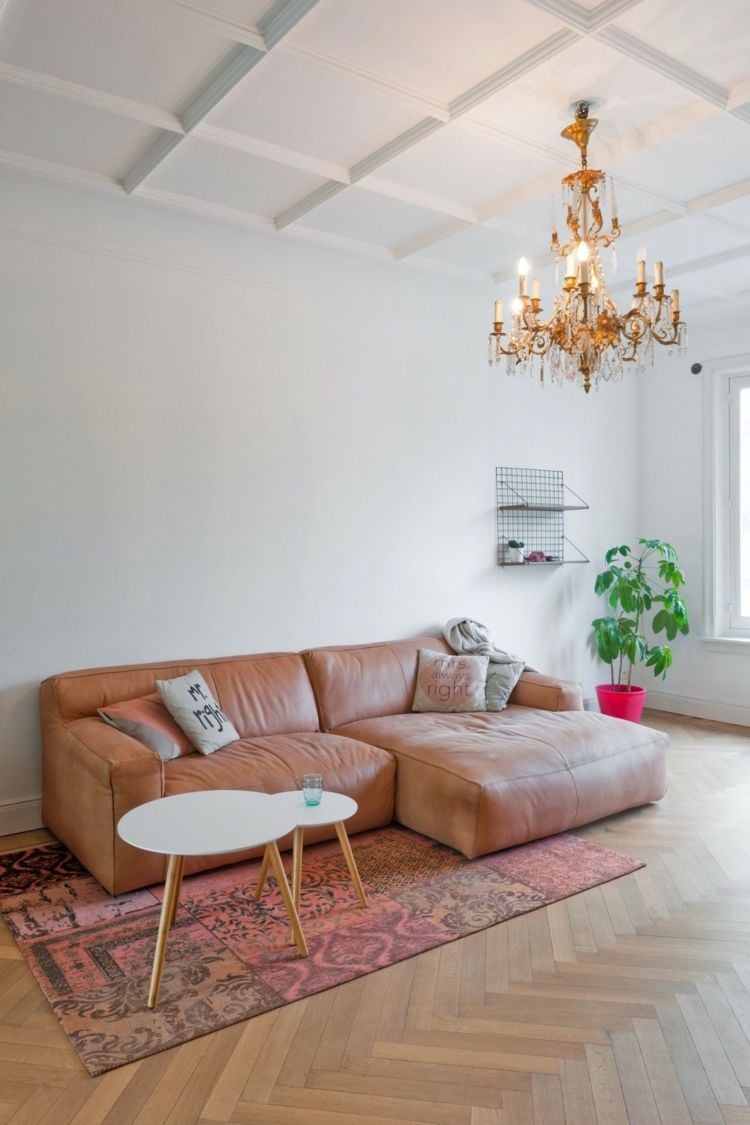 mobile-kuecheninsel-wohnzimmer-lounge-leder-braun-couch-orientteppich