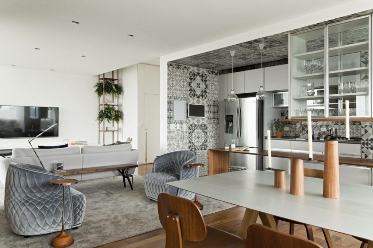 monochrome küche offen-fliesen-muster-modern-wohnbereich
