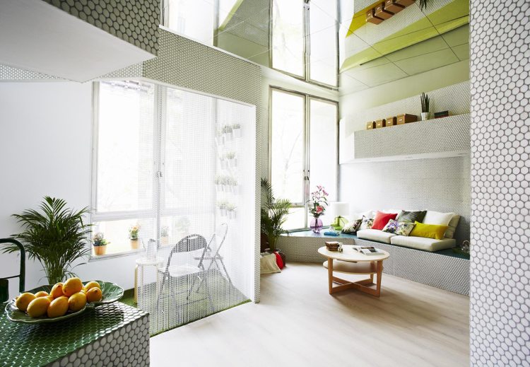 Mosaik Wandgestaltung -kleinwohnung-wohnzimmer-sitzecke-terrasse-geometrisch