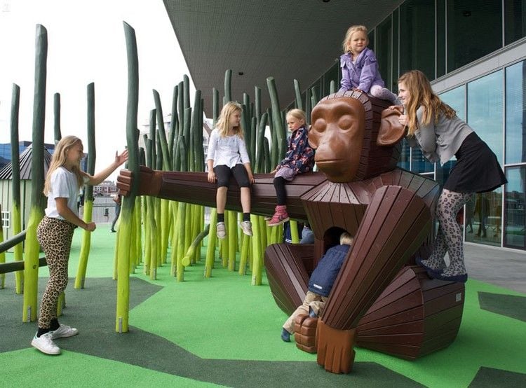 Outdoor Spielplatz kinder-affe-dschungel-spielgerät-klettern-kunstrasenteppich