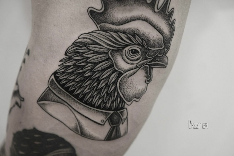 tattoo-motive-hahn-kopf-hemd-humorvoll-inspiration
