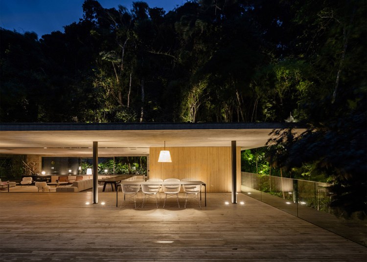 infinty-pool-terrasse-haus-urwald-brasilien-outdoor-beleuchtung