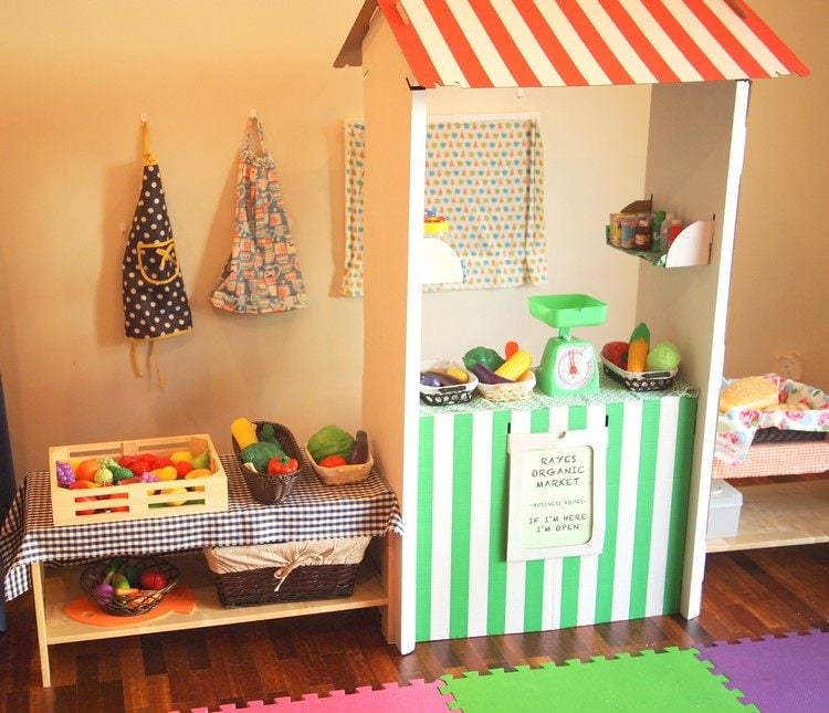 kinder-kaufladen-kinderzimmer-bioladen-spielzeug-einrichten-holz-karton