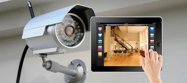 smart-home-systeme-sicherheit-schutz-einbruch-kamera