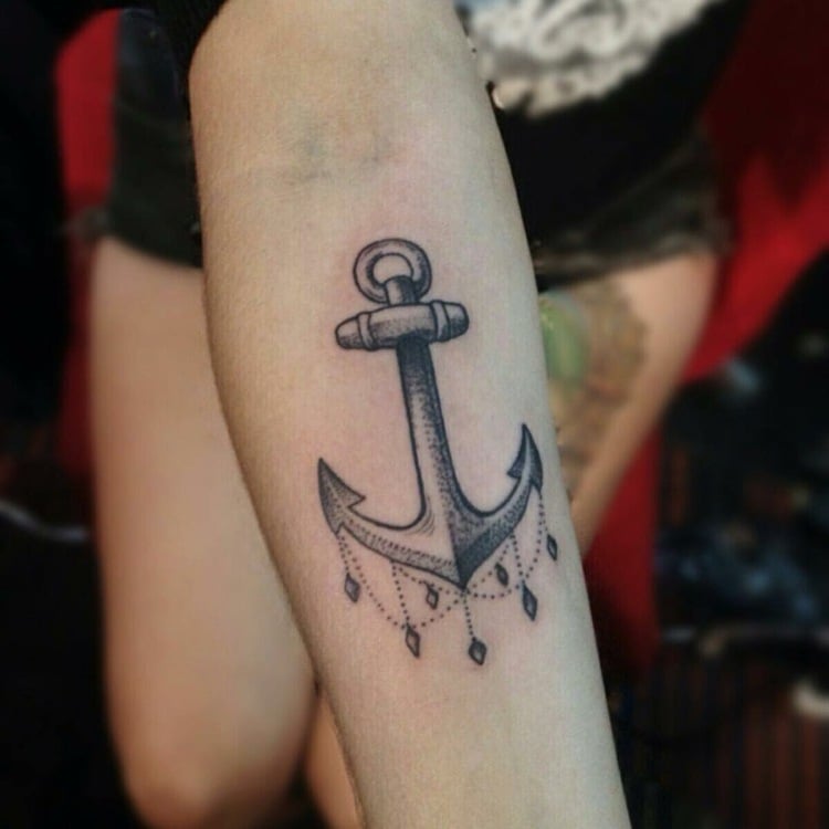 Tattoo symbole stärke Dolch Tattoos