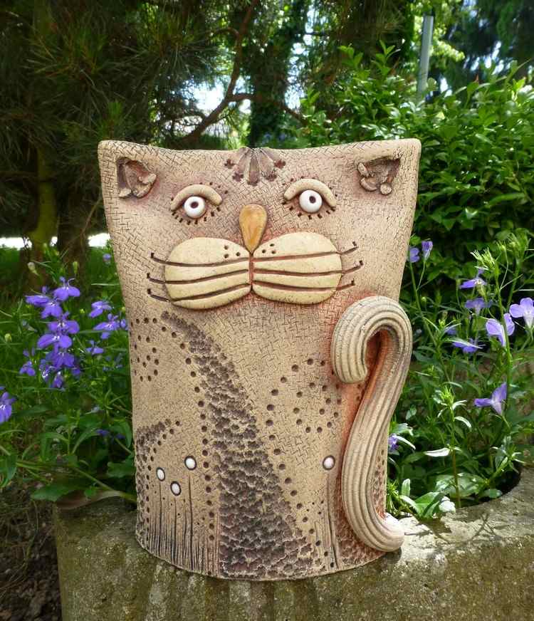 Töpfern Ideen für den Garten keramik-figuren-tiere-katze-basteln-deko