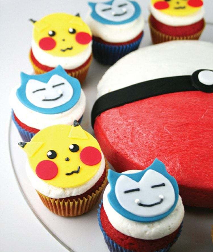kinder geburtstag spass-cupcakes-kuchen-pokeball-pokemon