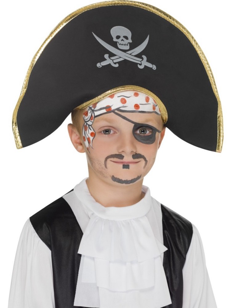 pirat-schminken-kind-bart-kajal-fasching