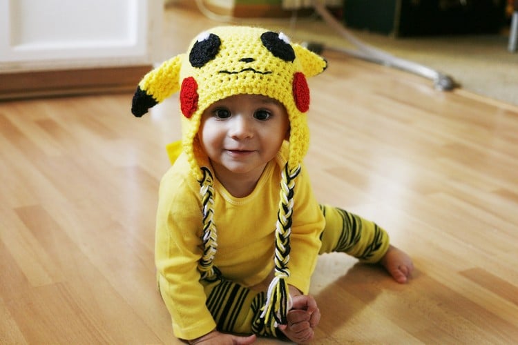 Pokemon Kostüm baby-pikachu-faschingskostüm-mütze-häkeln