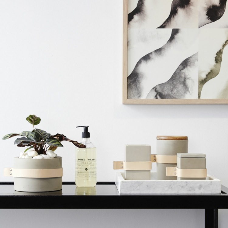diy deko beton-leder-basteln-vasen-blumentopf-minimalistisch