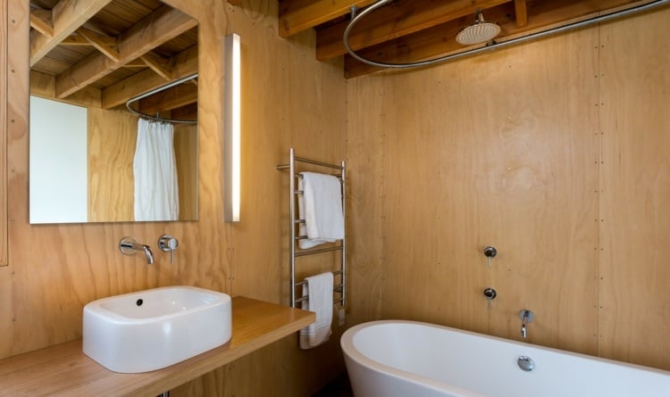 fliesengestaltung-badezimmer-renovieren-sperrholz-wandverkleidung-attraktiv