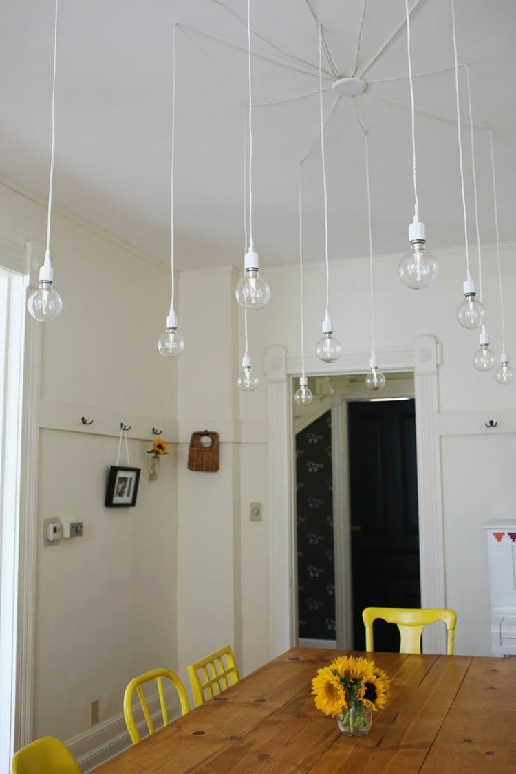 glühbirne als lampe minimalistisch-diy-einfach-esstisch-deko