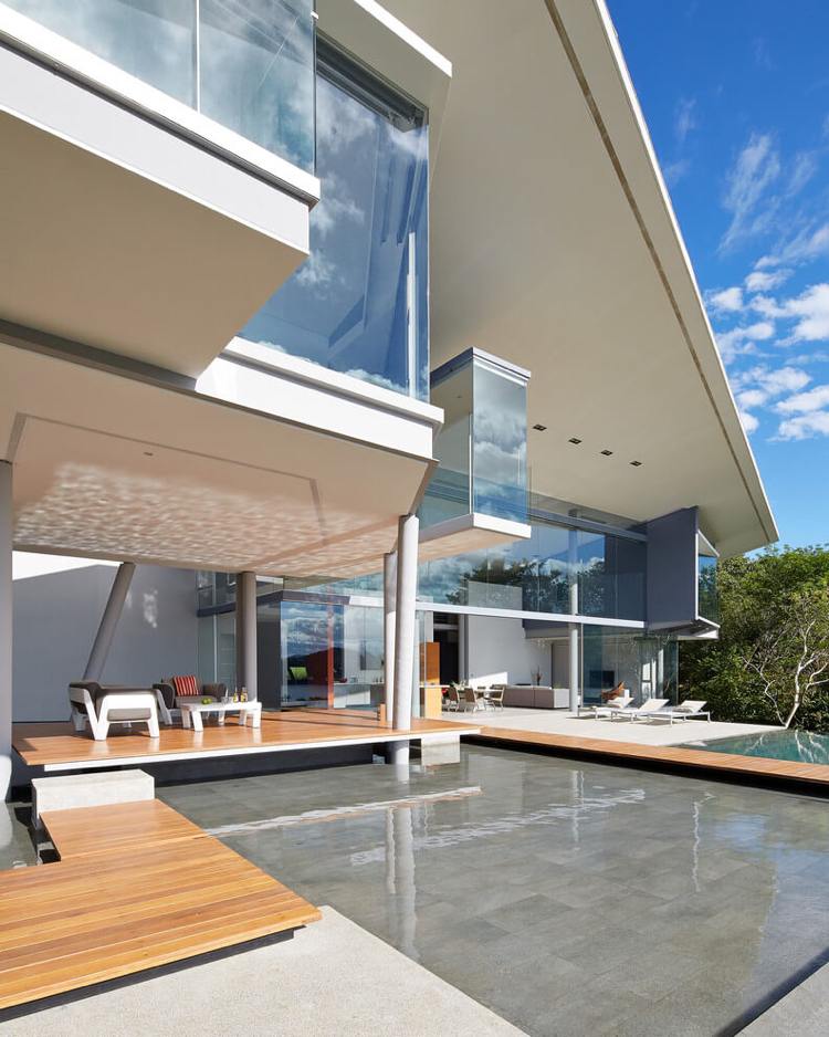Haus aus Glas -meerblickwasserspiele-terrasse-luxus