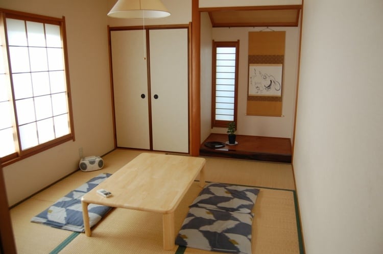 japanische-deko-tatami-traditionell-modern-flair-einbauschrank-wandnische