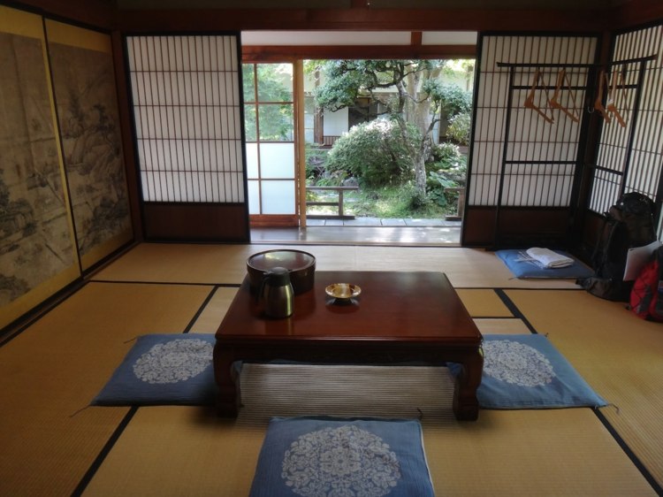 japanische-deko-tatami-zen-atmosphaere-idee-geschichte-matte