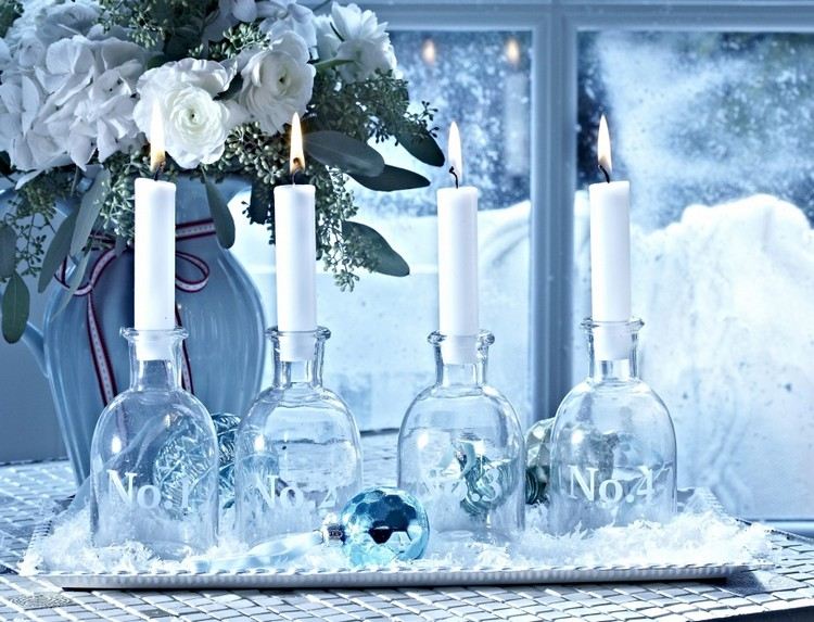 Moderner Adventskranz selber-basteln-glas-flaschen-nummeriert-winter-farben-weiß-blau-grau