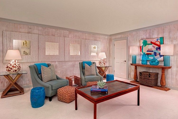 orientalische-deko-einrichtungsideen-wohnzimmer-gartenhocker-dunkelblaue-akzente