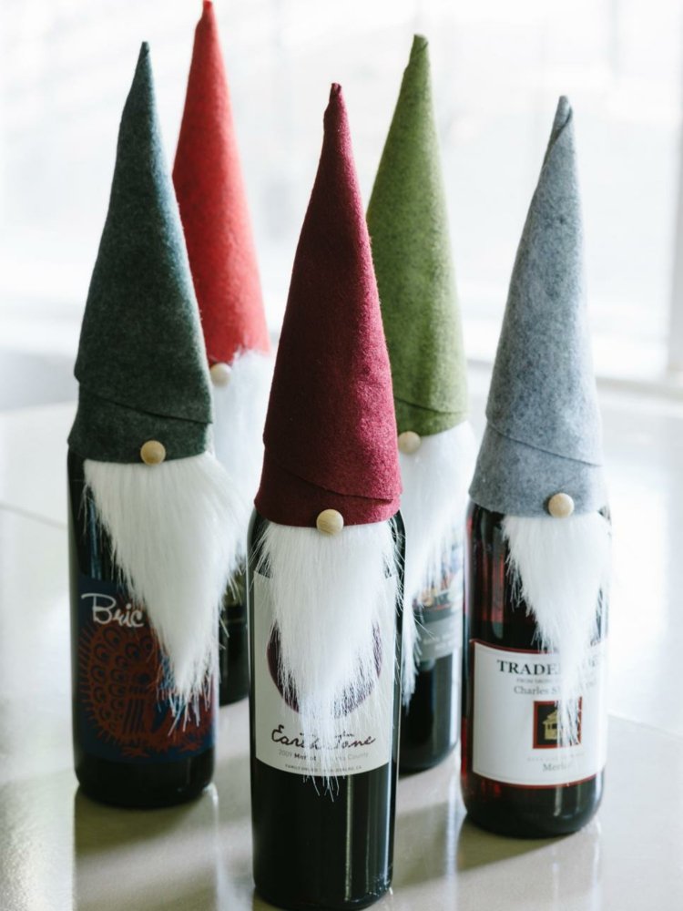 wichtel-basteln-deko-weihnachten-herbst-weinflaschen-dekorieren