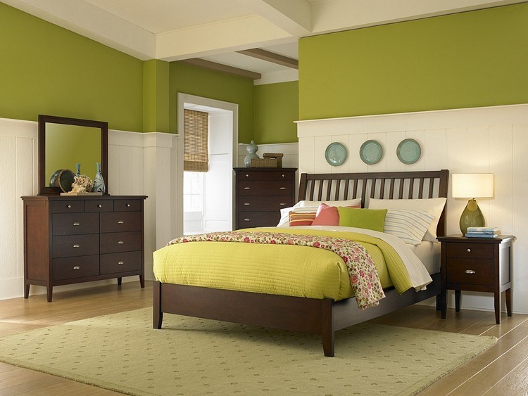 zweifarbige-wandgestaltung-schlafzimmer-ideen-weiss-gruen-farbenfrohes-interieur