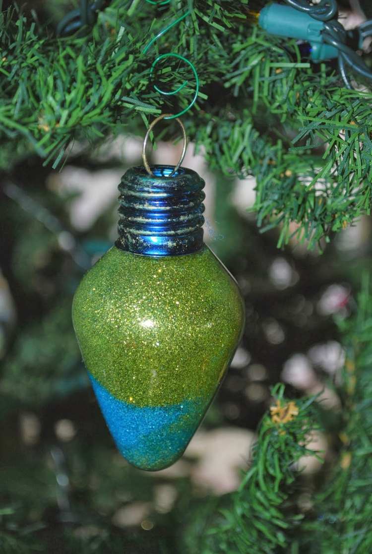 baumschmuck-weihnachten-gluhbirnen-glitzer-zwei-farben-grun-blau-klein