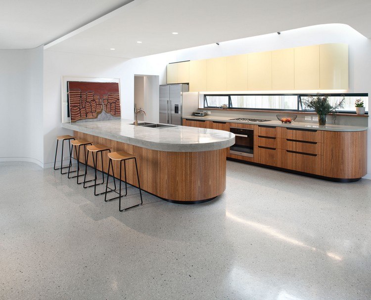 estrich-bodenbelag-poliert-designestrich-fugenlos-küchenboden