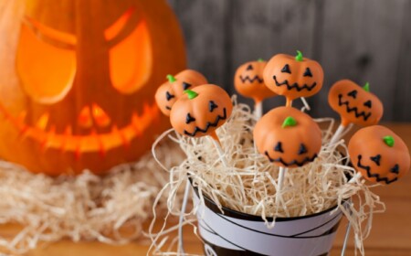 Halloween Cake Pops