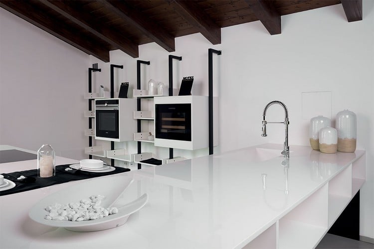 keramik-arbeitsplatten-küchen-weiß-glänzende-arbeitsplatte-elegant