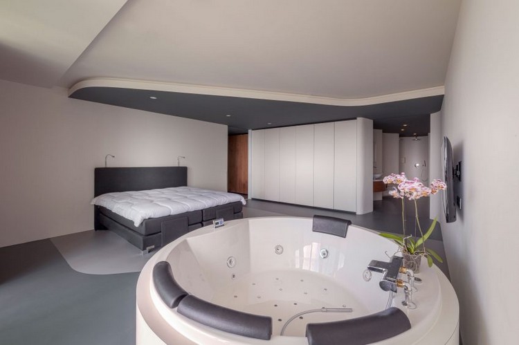 modern-wohnen-luxuswohnung-whirlpool-schlafzimmer-entspannung