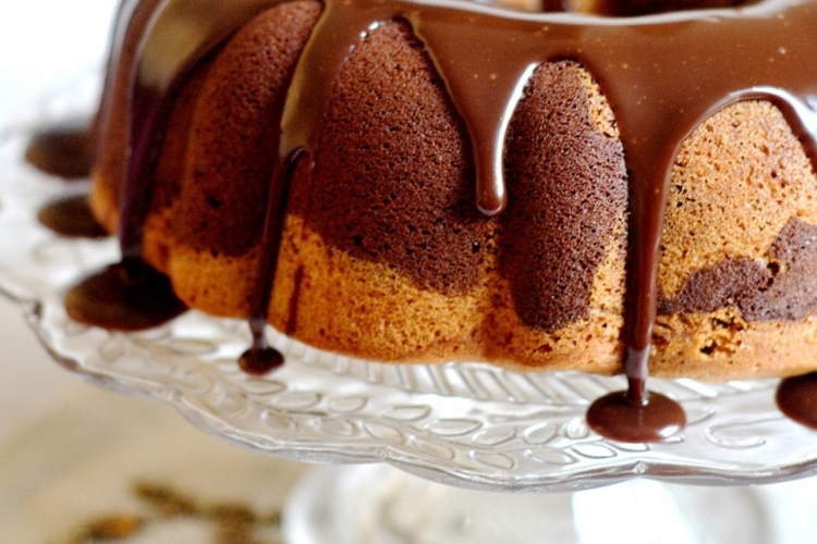 Saftiger Marmorkuchen