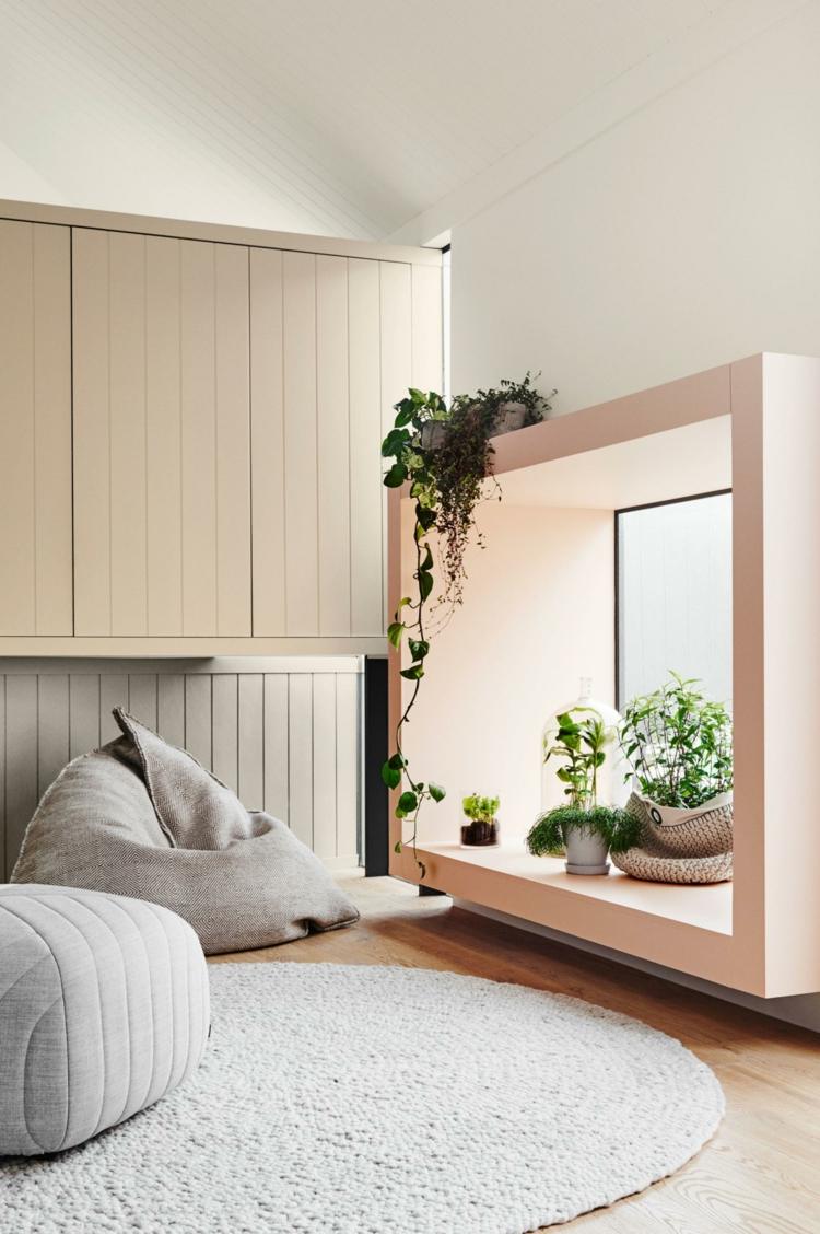 wandfarbe trends beige-teppich-sitzkissen-pflanzen-wohnzimmer-sentience