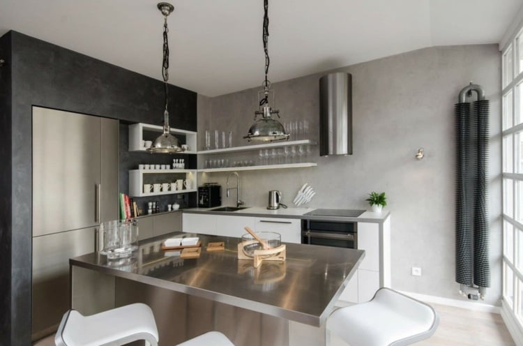 wandgestaltung-betonoptik-küche-stahl-arbeitsplatte-lampen-design