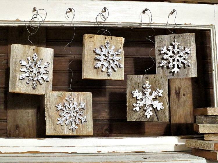 holz basteln zu weihnachten recyceln-schneeflocken-bilder-hängen