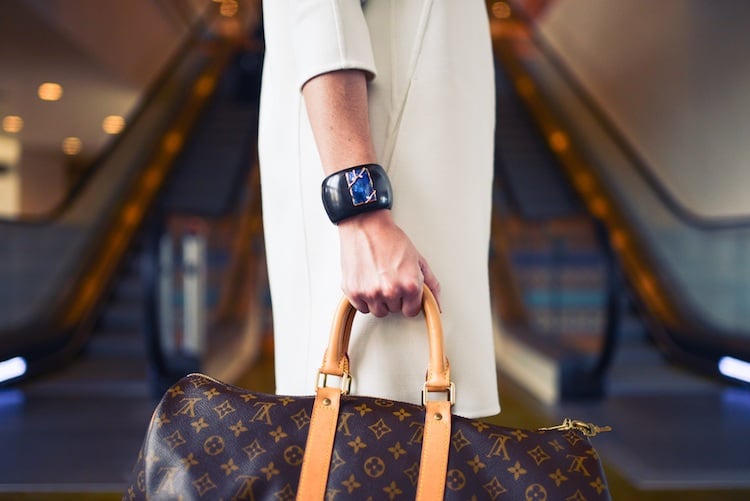 Koffer packen -checkliste-tipps-handgepäck-damentasche-gepäck
