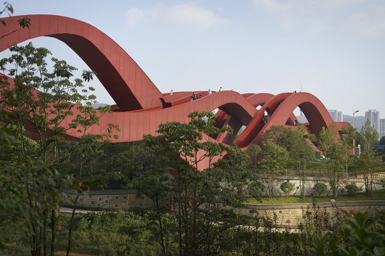 Moderne Fußgängerbrücke