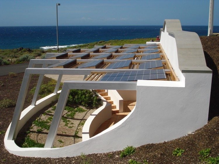 Passiv-Energiehäuser strand-urlaub-solaranlagen-dach